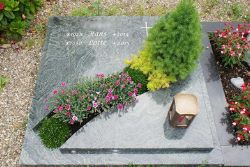 Grabstein für Urnengräber Bergisch Gladbach und Rösrath - Grabmale Schaffarzick 